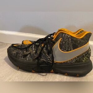 Nike Kyrie 5 “Taco” PE